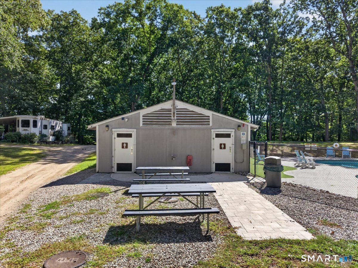 111 River Road Clinton CT 06413