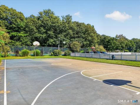111 River Road Clinton CT 06413