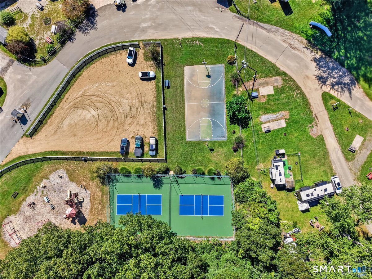 111 River Road Clinton CT 06413