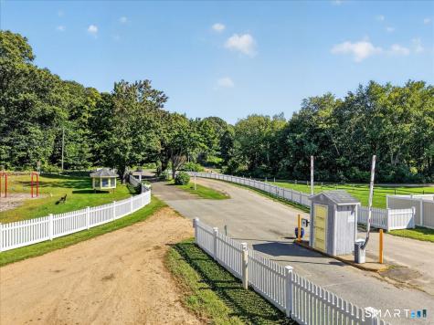 111 River Road Clinton CT 06413