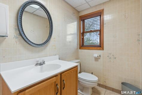 274 Hemingway Avenue East Haven CT 06512