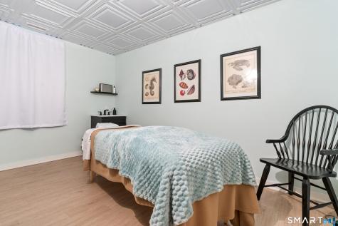 274 Hemingway Avenue East Haven CT 06512