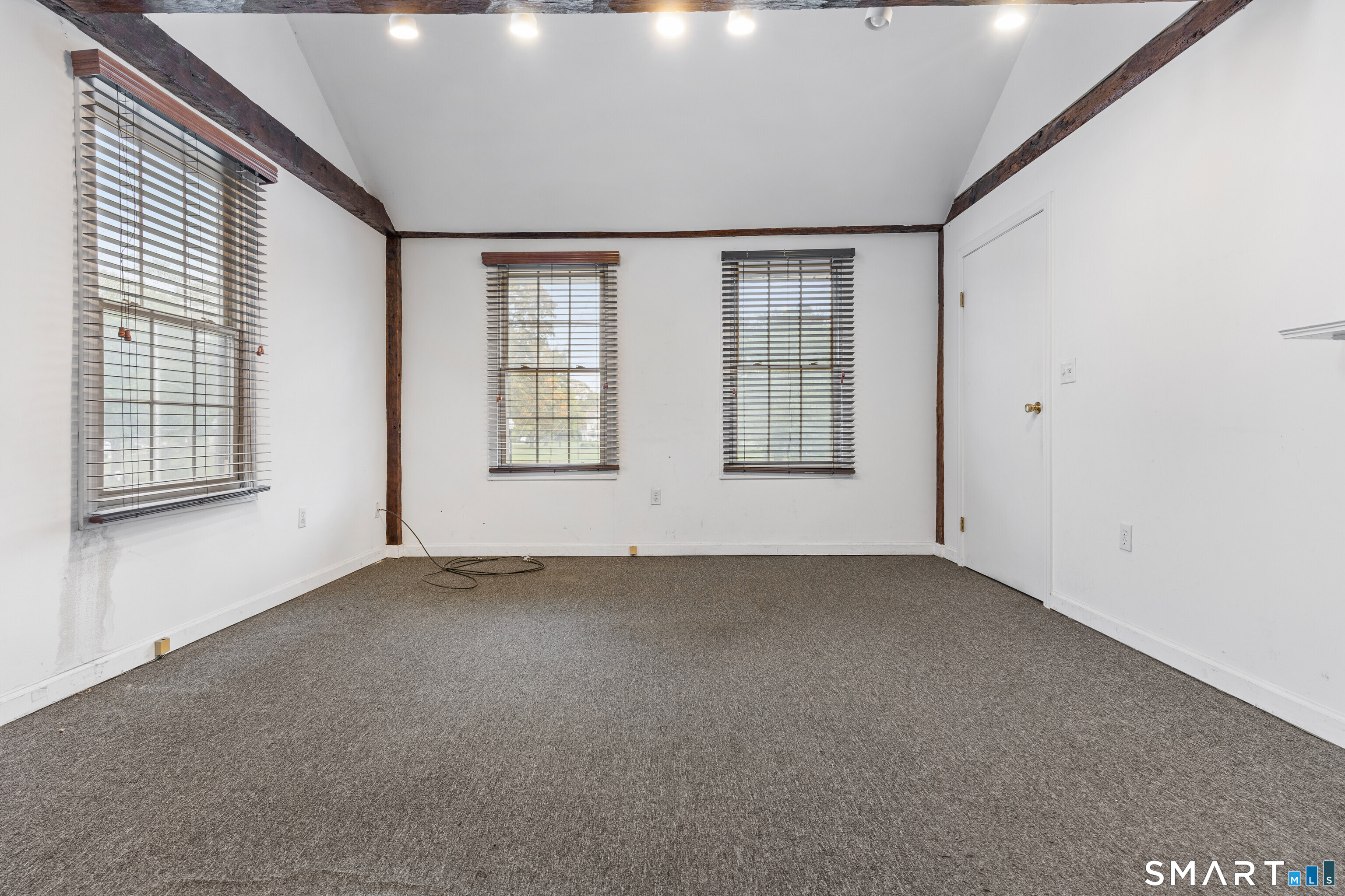 274 Hemingway Avenue East Haven CT 06512