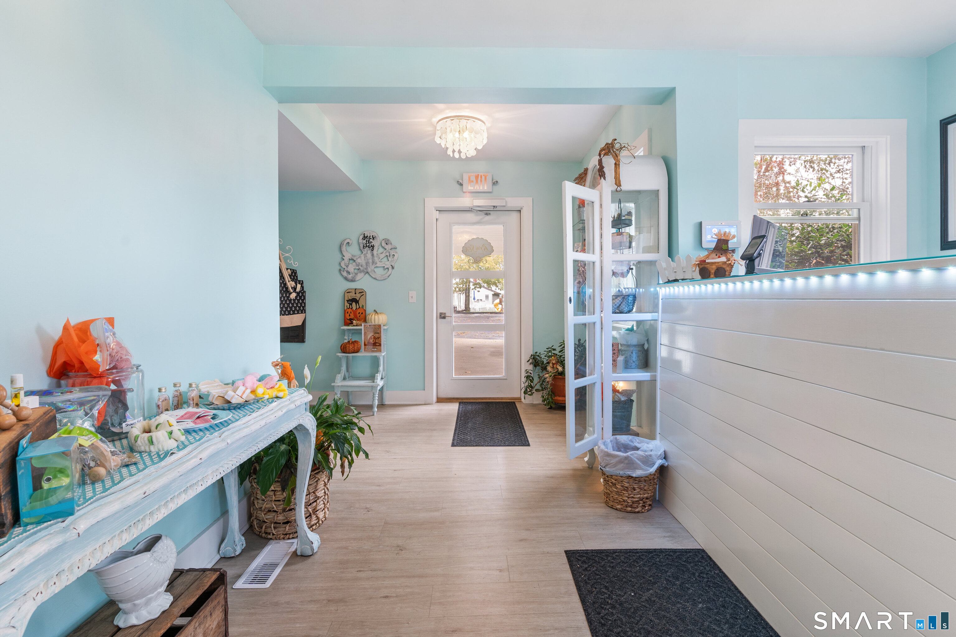 274 Hemingway Avenue East Haven CT 06512