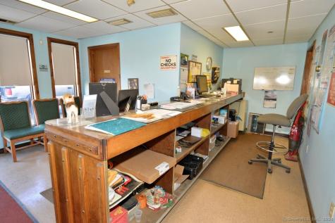 548 Middle Street Bristol CT 06010