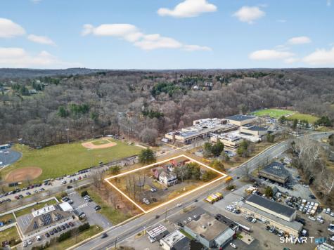 387 Danbury Road Wilton CT 06897