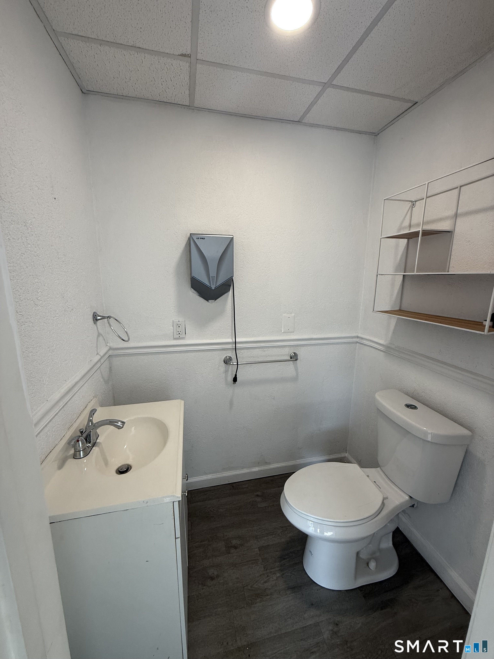 82 North Main Street Middletown CT 06457
