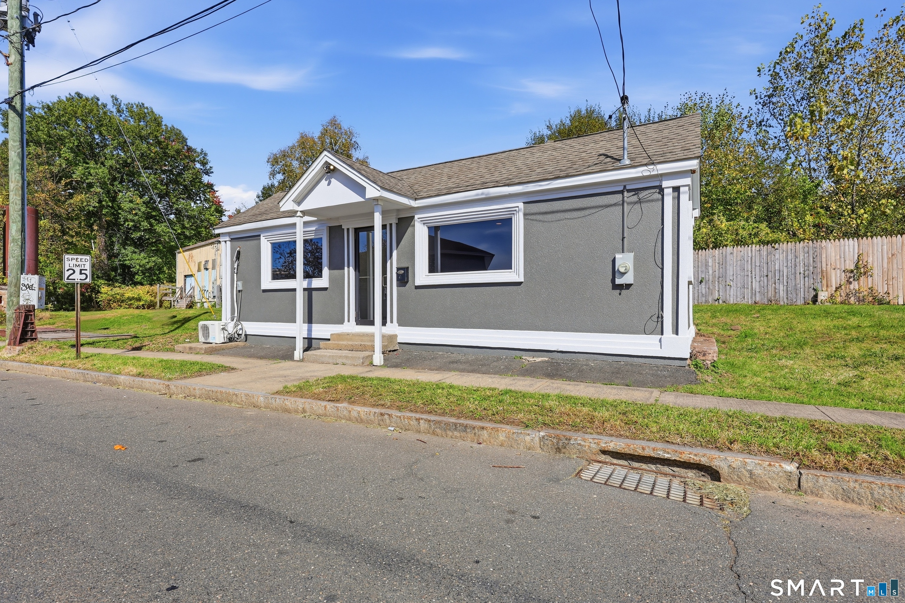 82 North Main Street Middletown CT 06457
