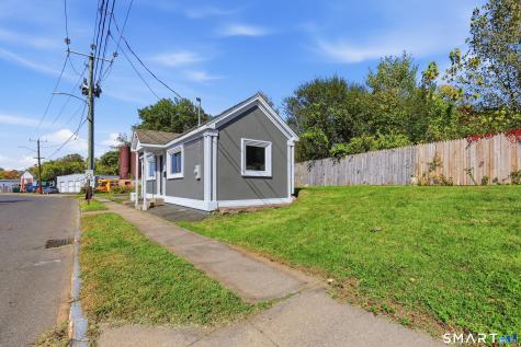 82 North Main Street Middletown CT 06457
