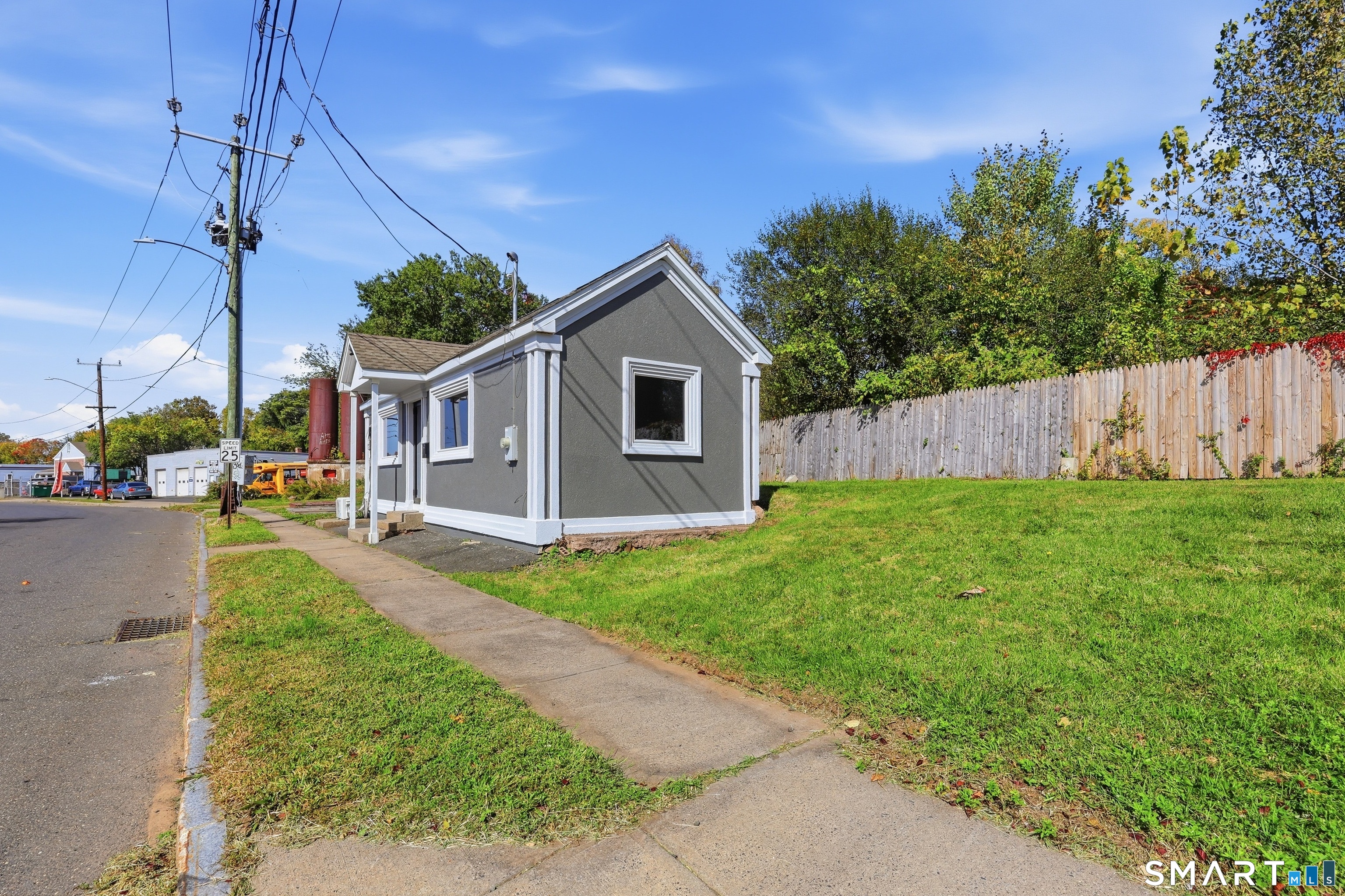 82 North Main Street Middletown CT 06457