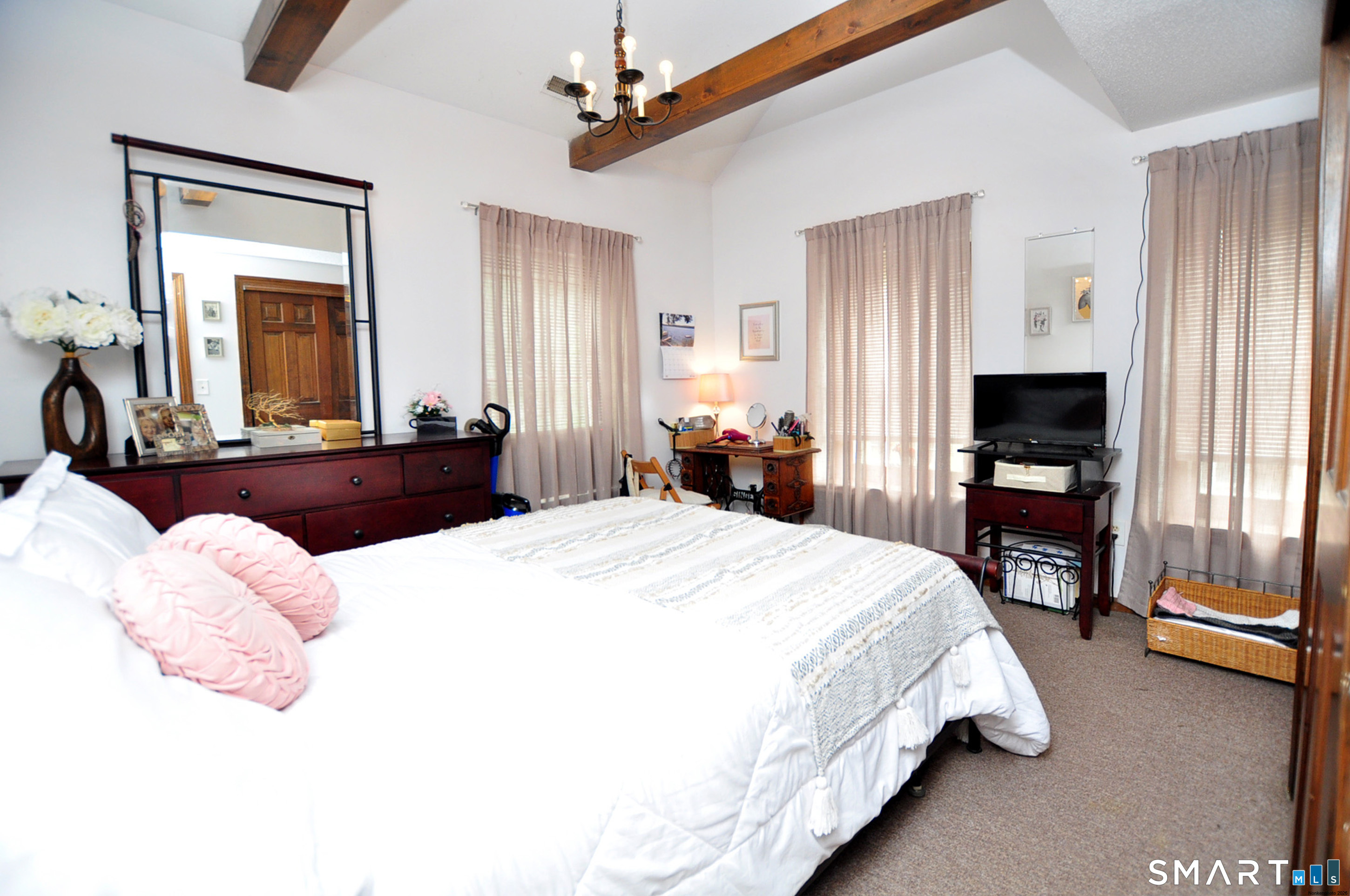 66 Poquonock Avenue Windsor CT 06095