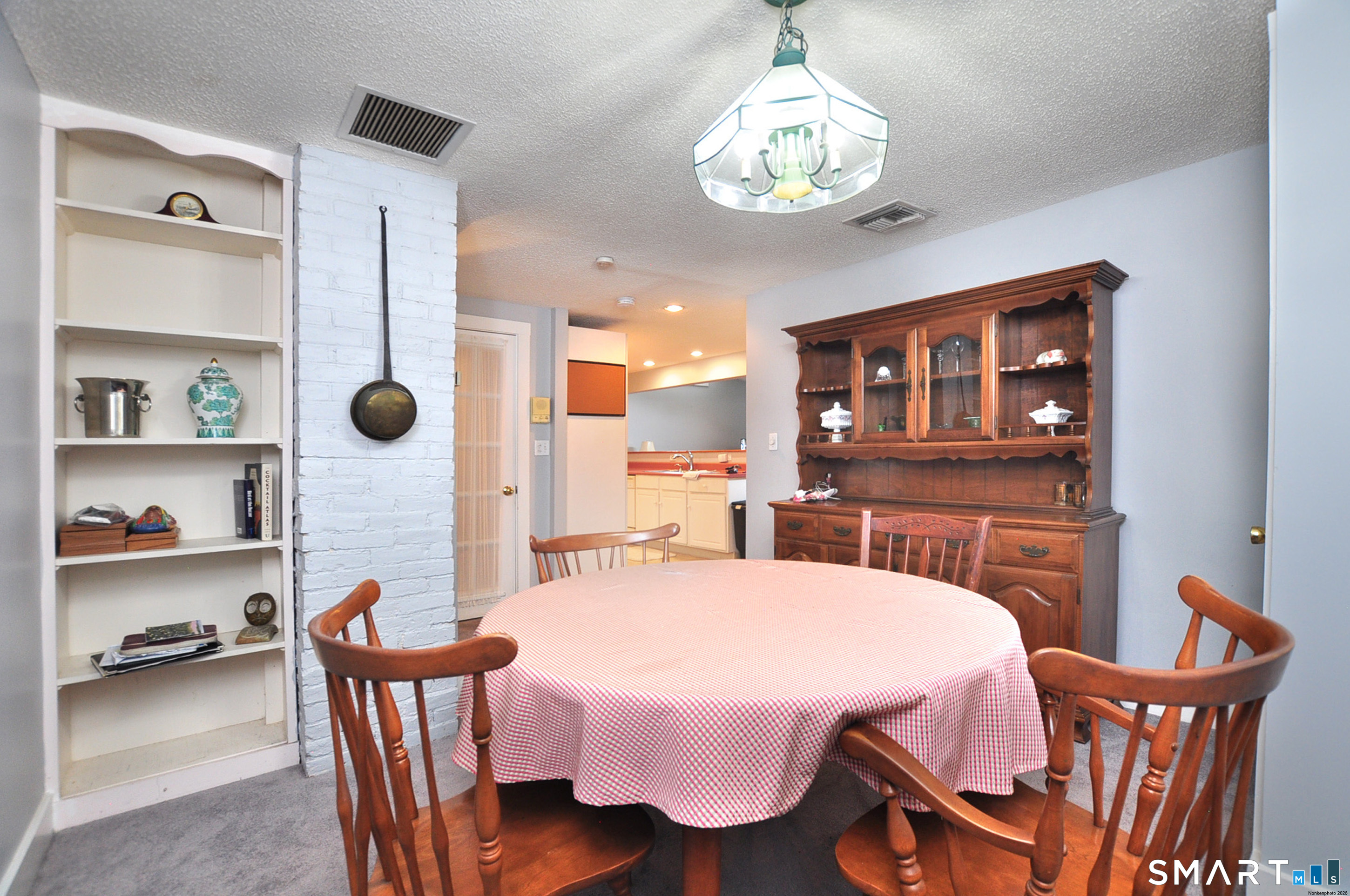 66 Poquonock Avenue Windsor CT 06095
