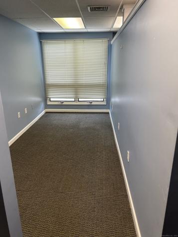 516 Vauxhall Street New London CT 06320