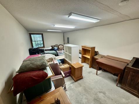 24 West Road Ellington CT 06029