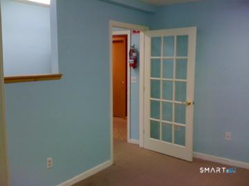 464 Ocean Avenue New London CT 06320