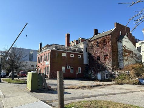 130 Bank Street New London CT 06320