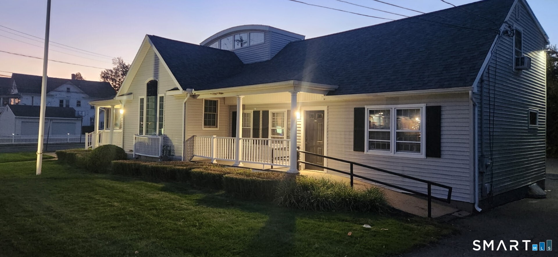 289 Broad Street Meriden CT 06450