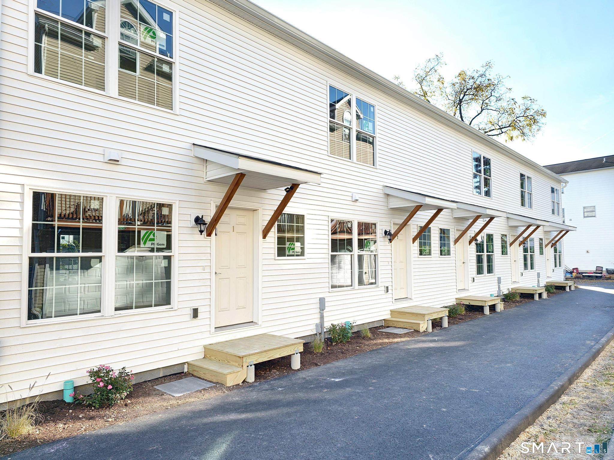 281 Greenwich Avenue Stamford CT 06902