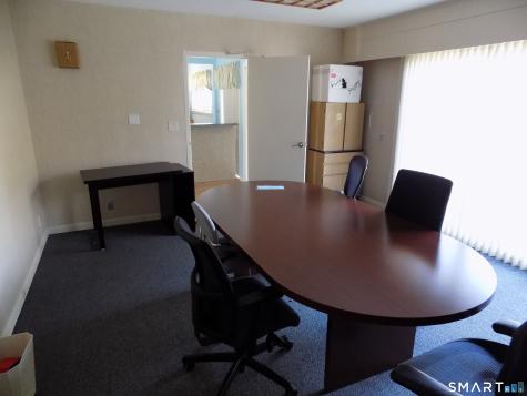 85 Beleden Gardens Drive Bristol CT 06010