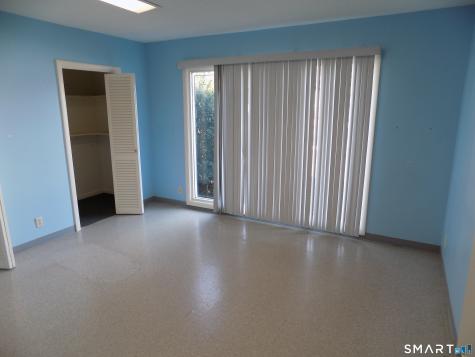 85 Beleden Gardens Drive Bristol CT 06010