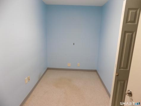 85 Beleden Gardens Drive Bristol CT 06010