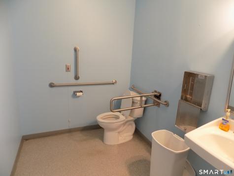 85 Beleden Gardens Drive Bristol CT 06010