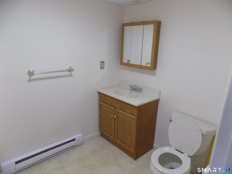 85 Beleden Gardens Drive Bristol CT 06010