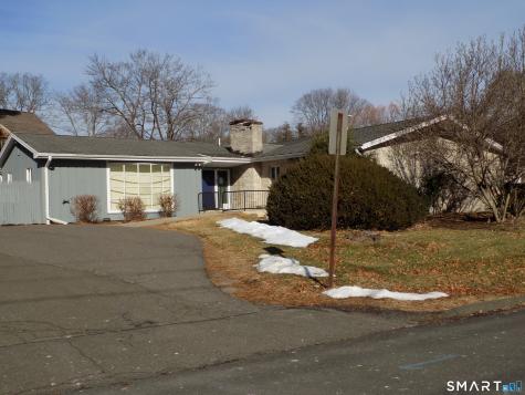 85 Beleden Gardens Drive Bristol CT 06010