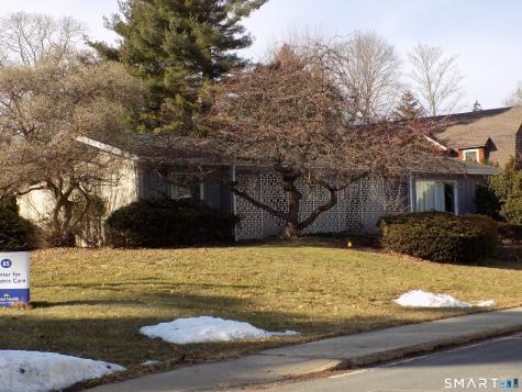 85 Beleden Gardens Drive Bristol CT 06010