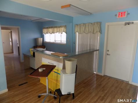 85 Beleden Gardens Drive Bristol CT 06010
