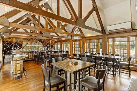 115 Cow Hill Road Clinton CT 06413