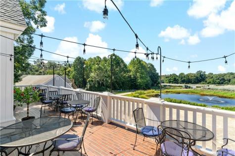 115 Cow Hill Road Clinton CT 06413