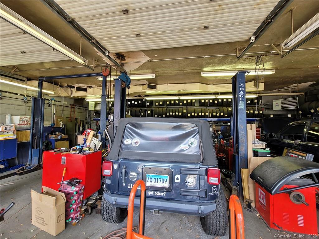 131 Darlin Street East Hartford CT 06108