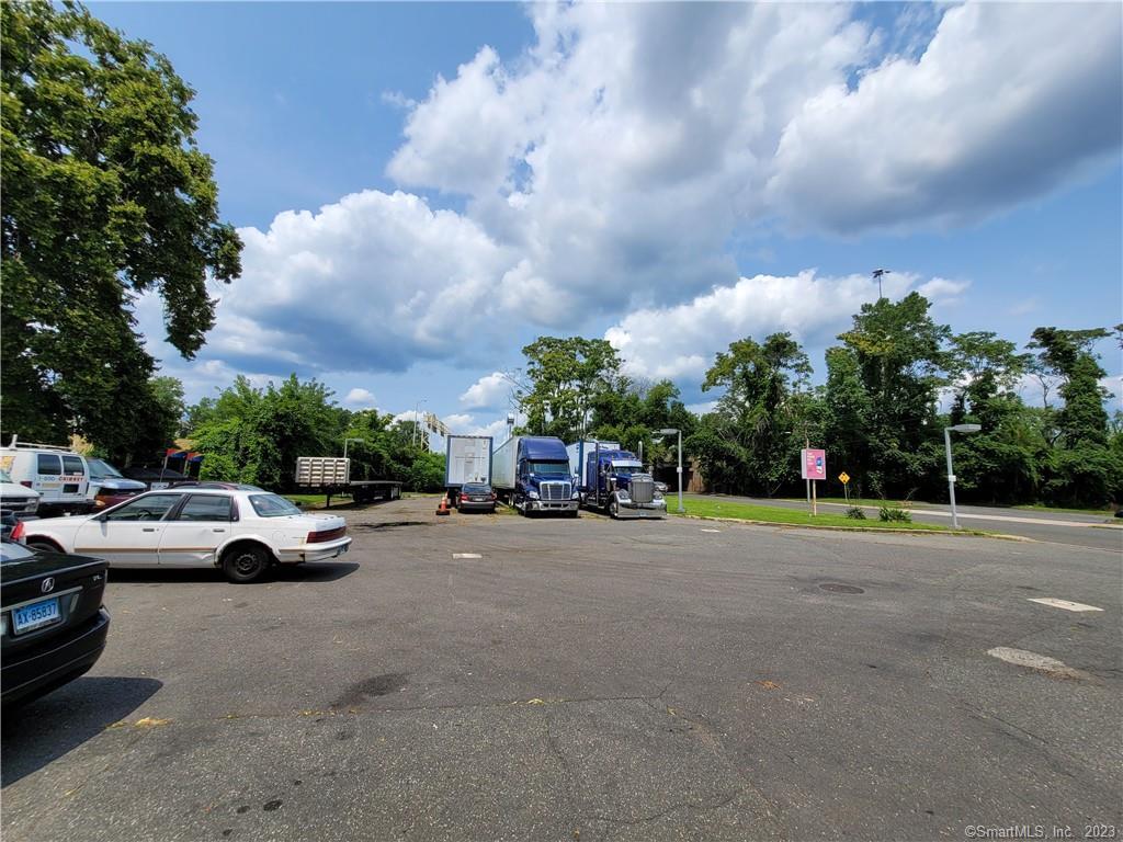 131 Darlin Street East Hartford CT 06108