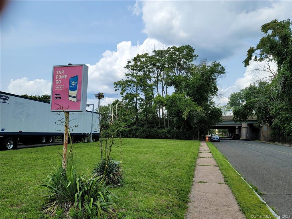 131 Darlin Street East Hartford CT 06108