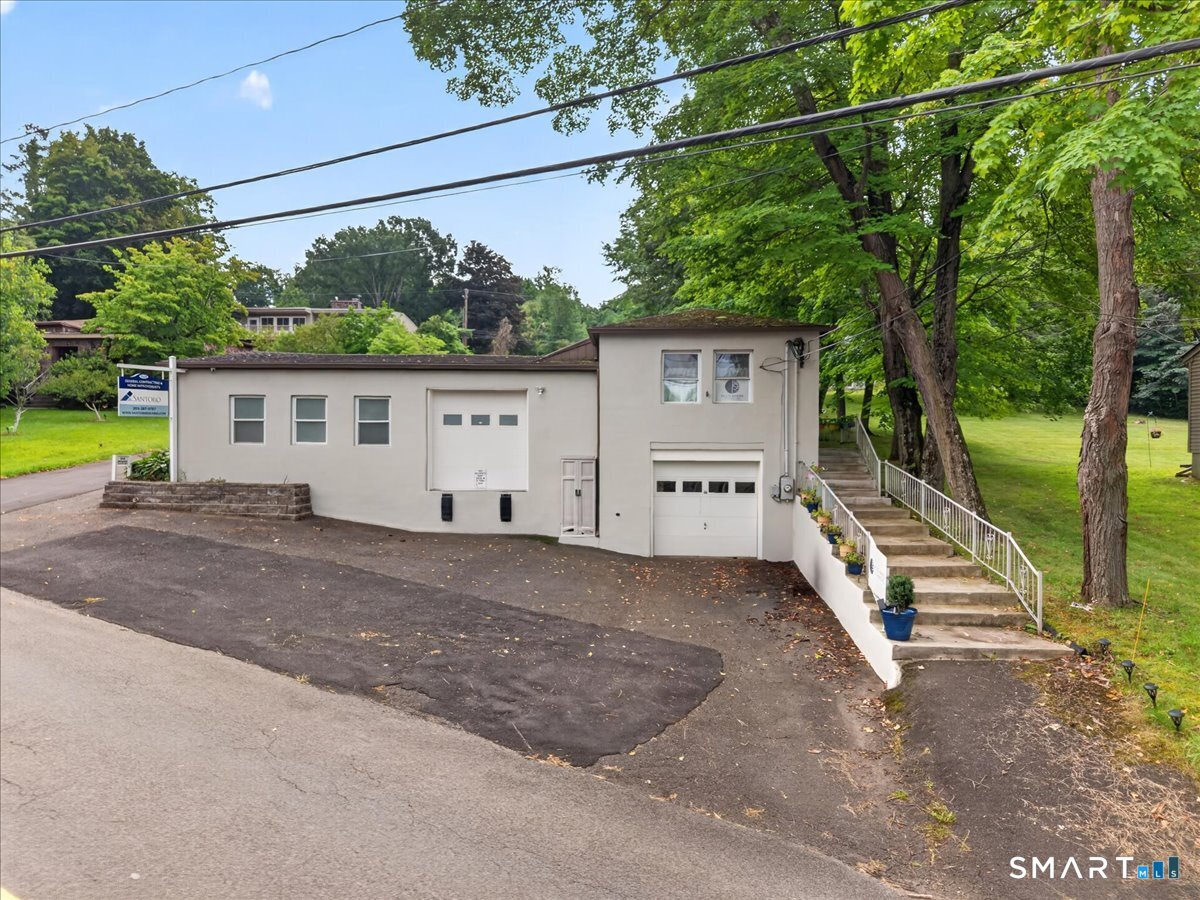1002 Yale Avenue Wallingford CT 06492