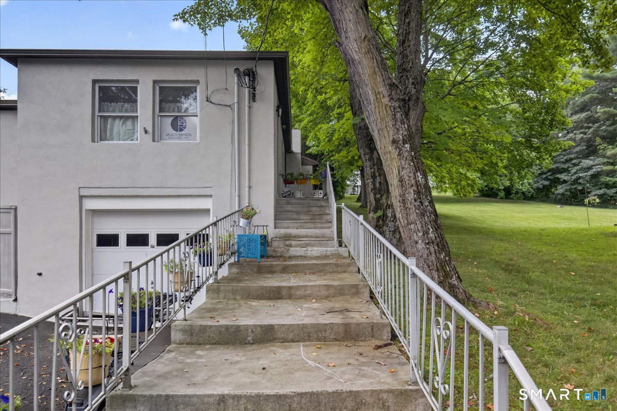 1002 Yale Avenue Wallingford CT 06492