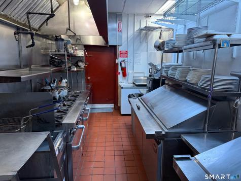 Post Road Road Westport CT 06880