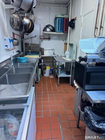 Post Road Road Westport CT 06880