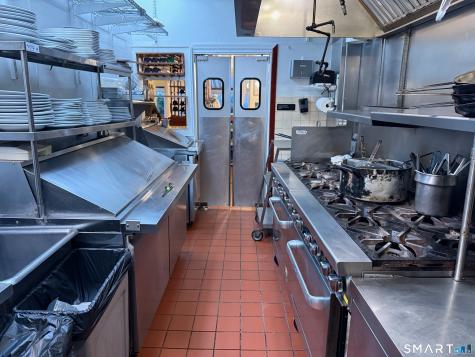 Post Road Road Westport CT 06880