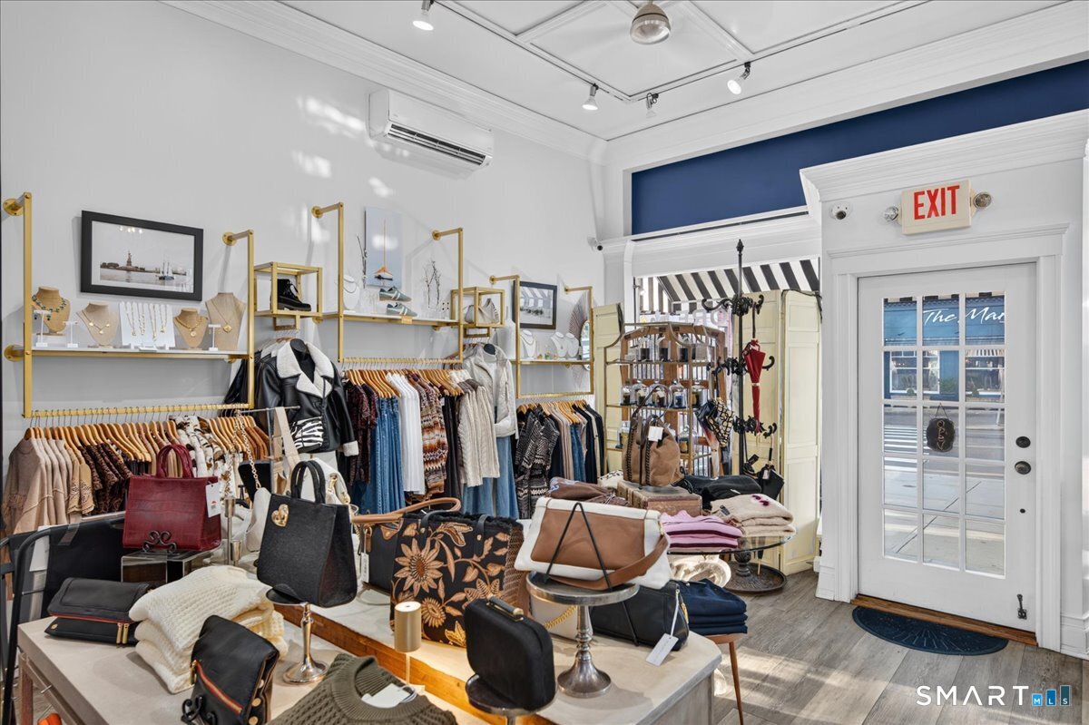 26 West Main Street Groton CT 06340