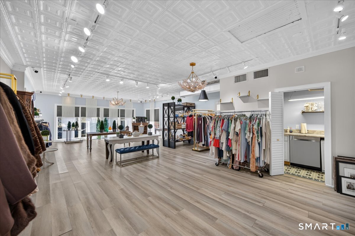 26 West Main Street Groton CT 06340