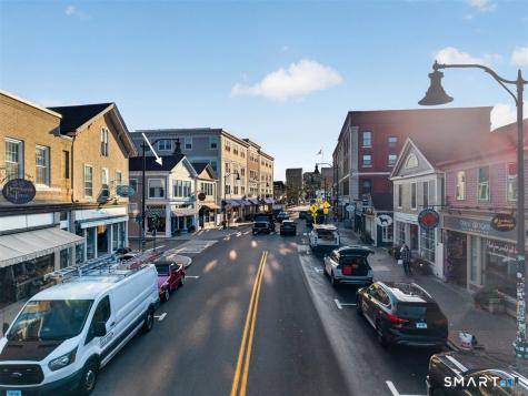 26 West Main Street Groton CT 06340