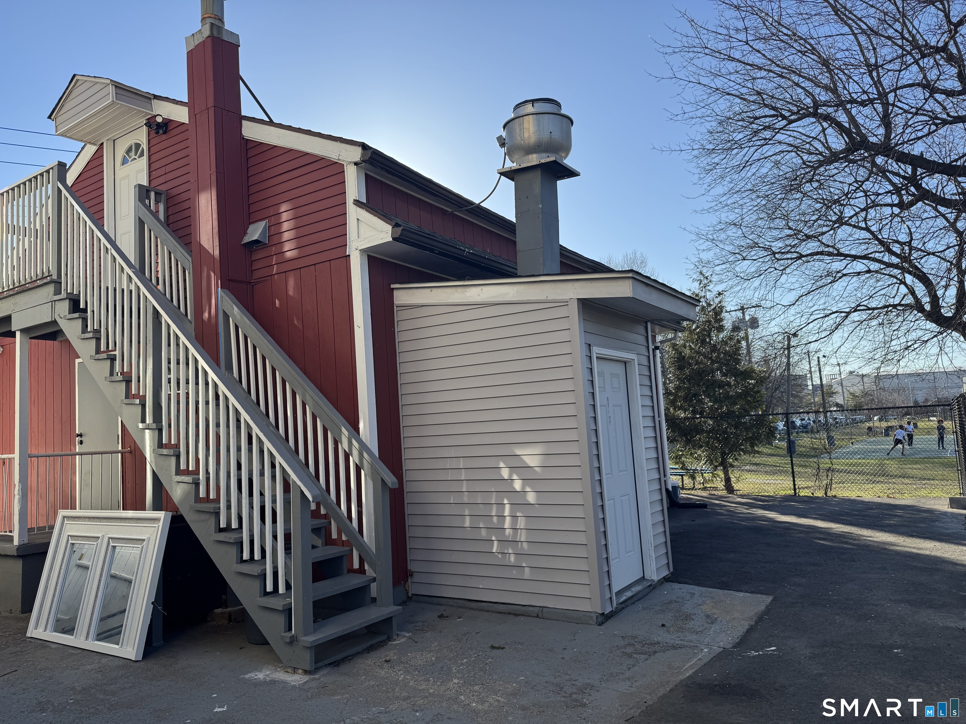 239 Newfield Avenue Bridgeport CT 06607
