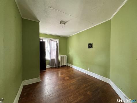 102 Rowe Avenue Hartford CT 06106