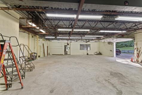 1480 Monroe Turnpike Monroe CT 06468