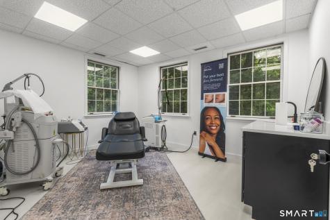276 Main Street Farmington CT 06032
