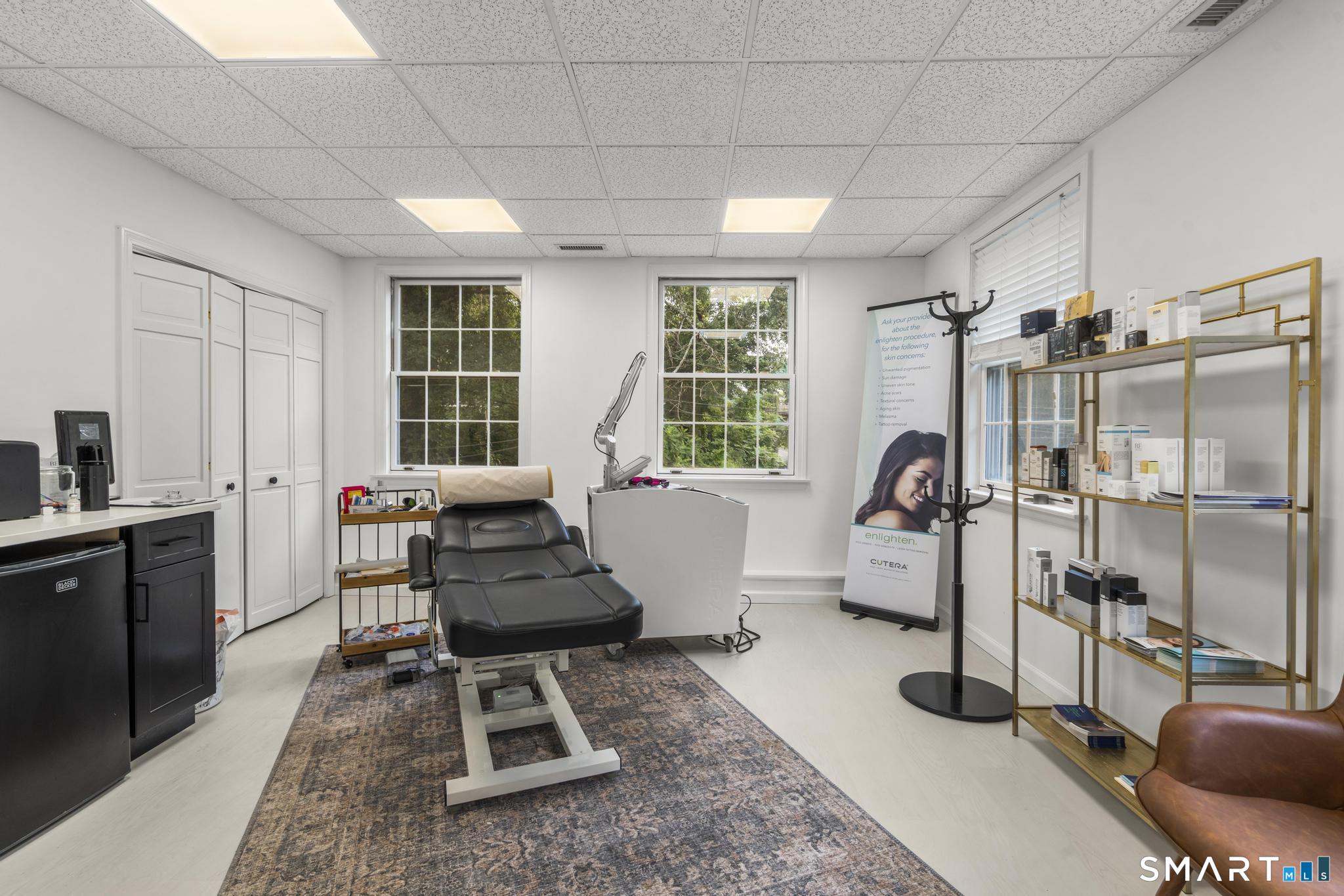 276 Main Street Farmington CT 06032