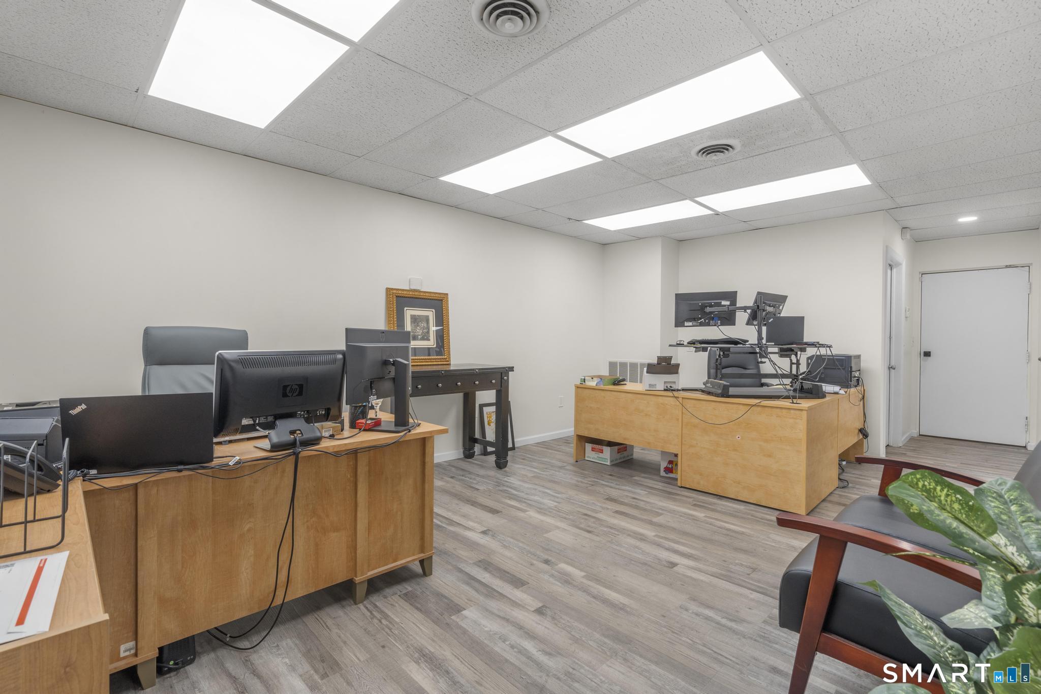 276 Main Street Farmington CT 06032
