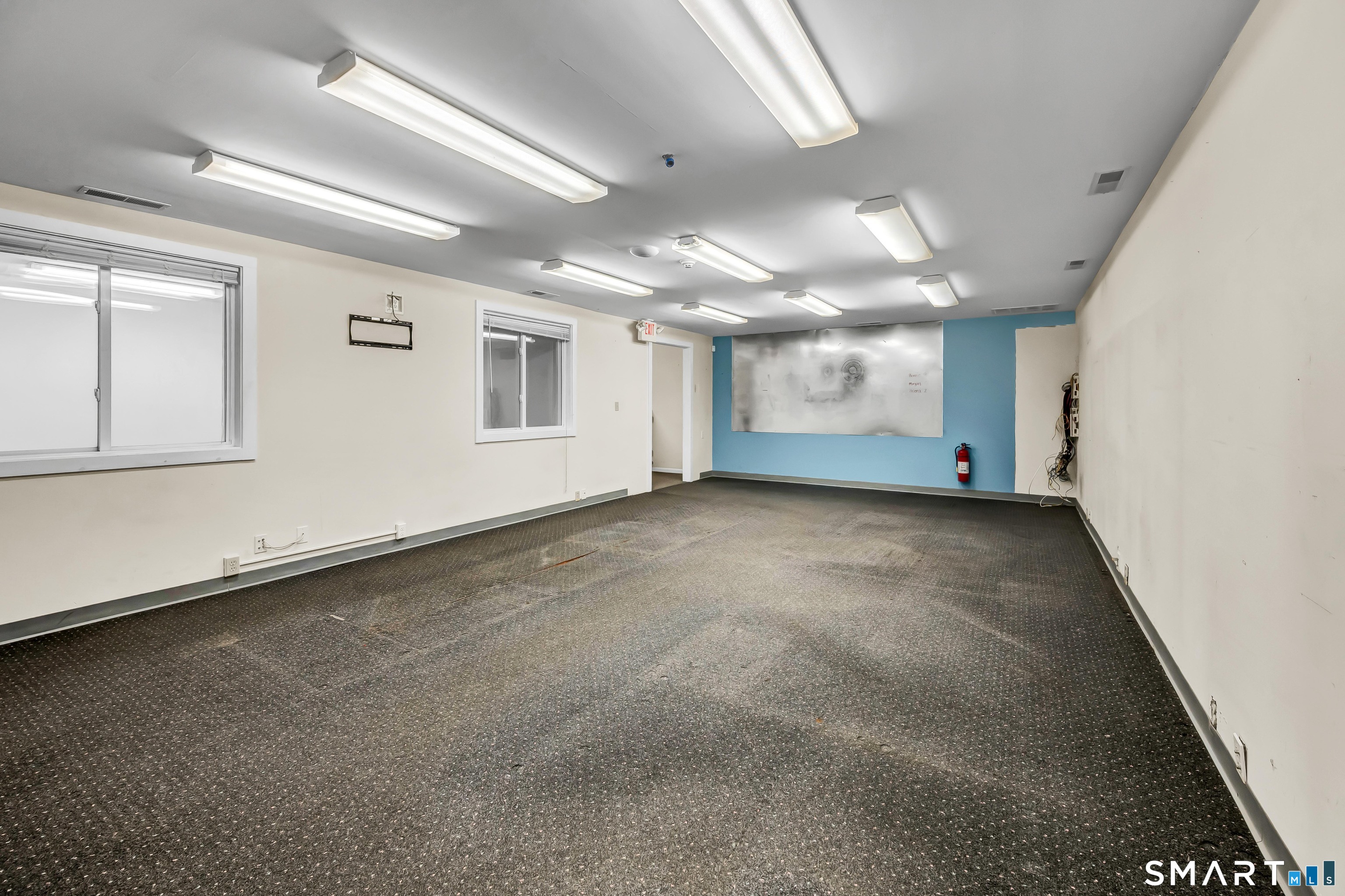 50 South End Plaza New Milford CT 06776